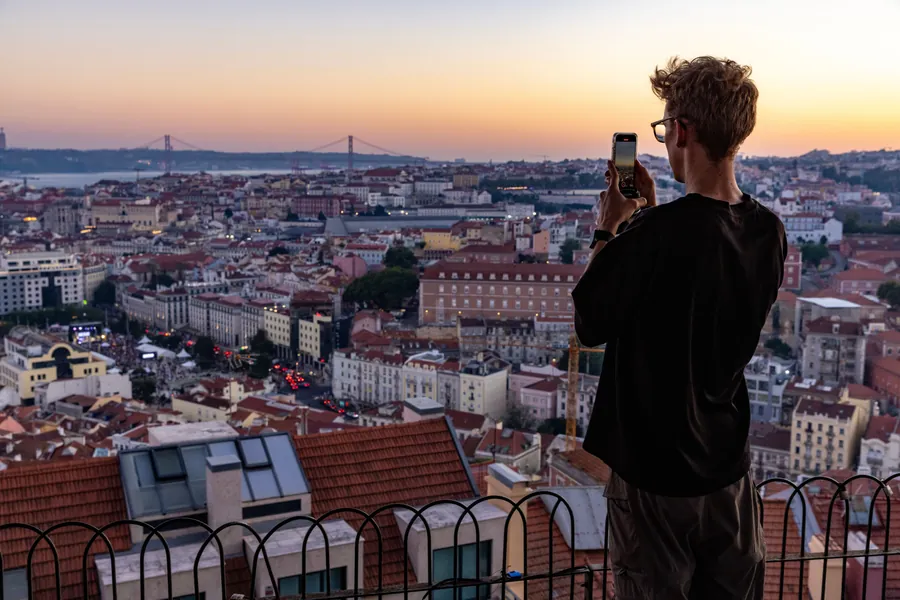 Miradouro sobre os telhados de Lisboa